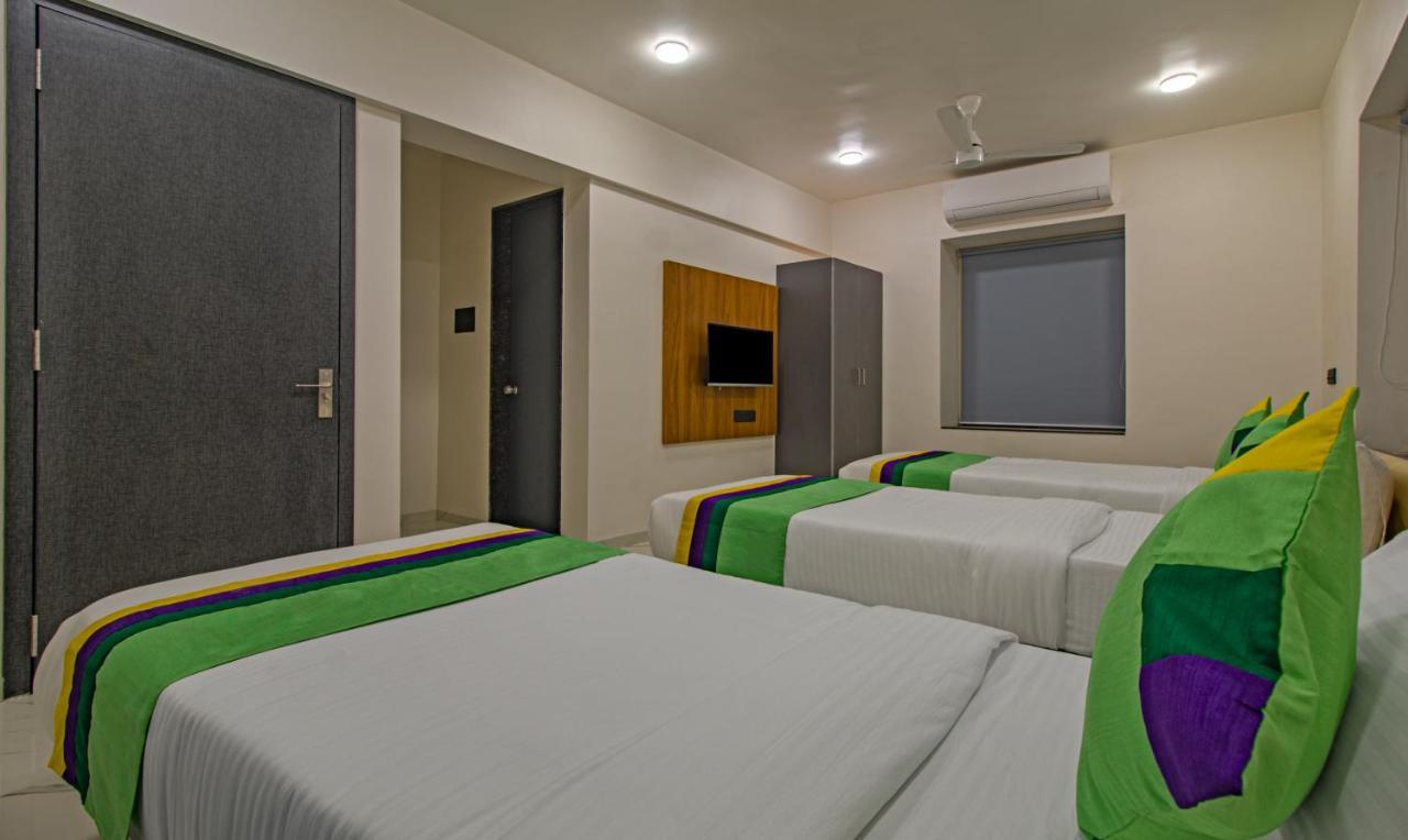 Treebo Atithi Comforts Inn Pune Exterior foto