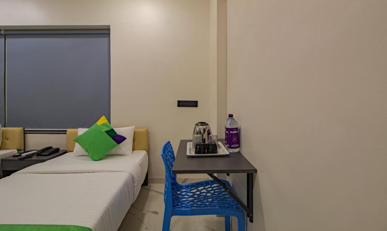 Treebo Atithi Comforts Inn Pune Exterior foto